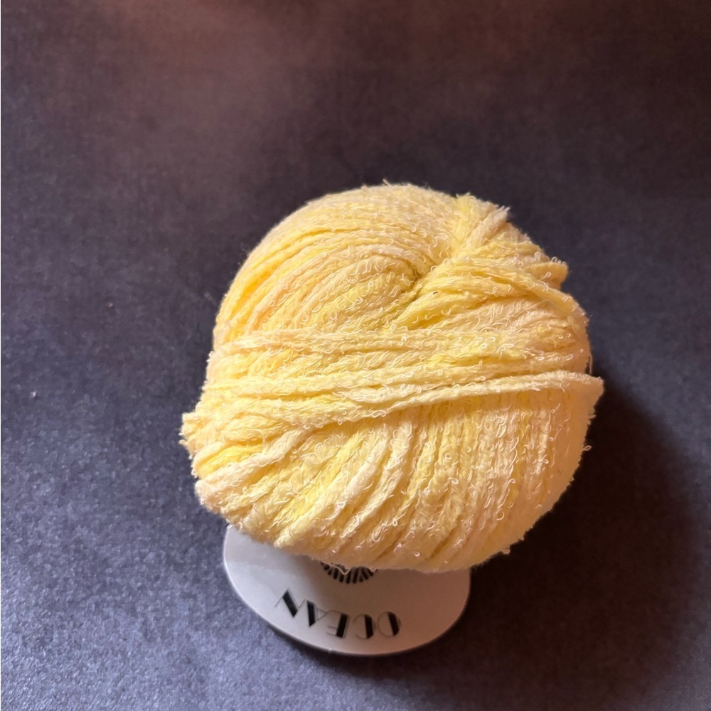 Skacel Ocean Boucle Cotton Yarn Bright Yellow Made In Italy NWT Discontinued - Picture 4 of 4
